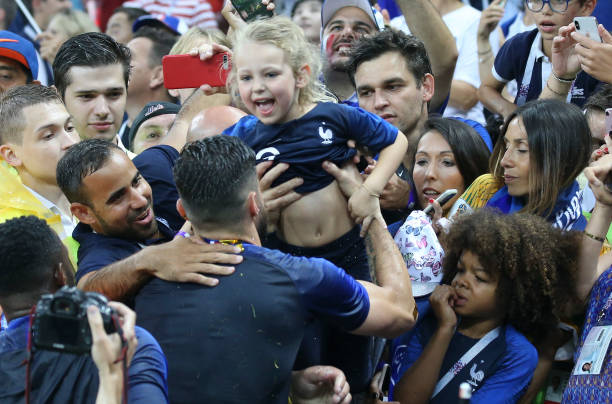 其迅即的击 其迅即的击